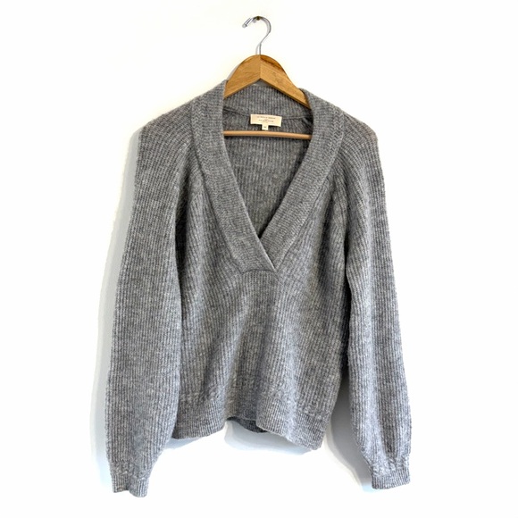 Sezane Cody Jumper v-neck grey knit baby alpaca blend sweater - Picture 2 of 9
